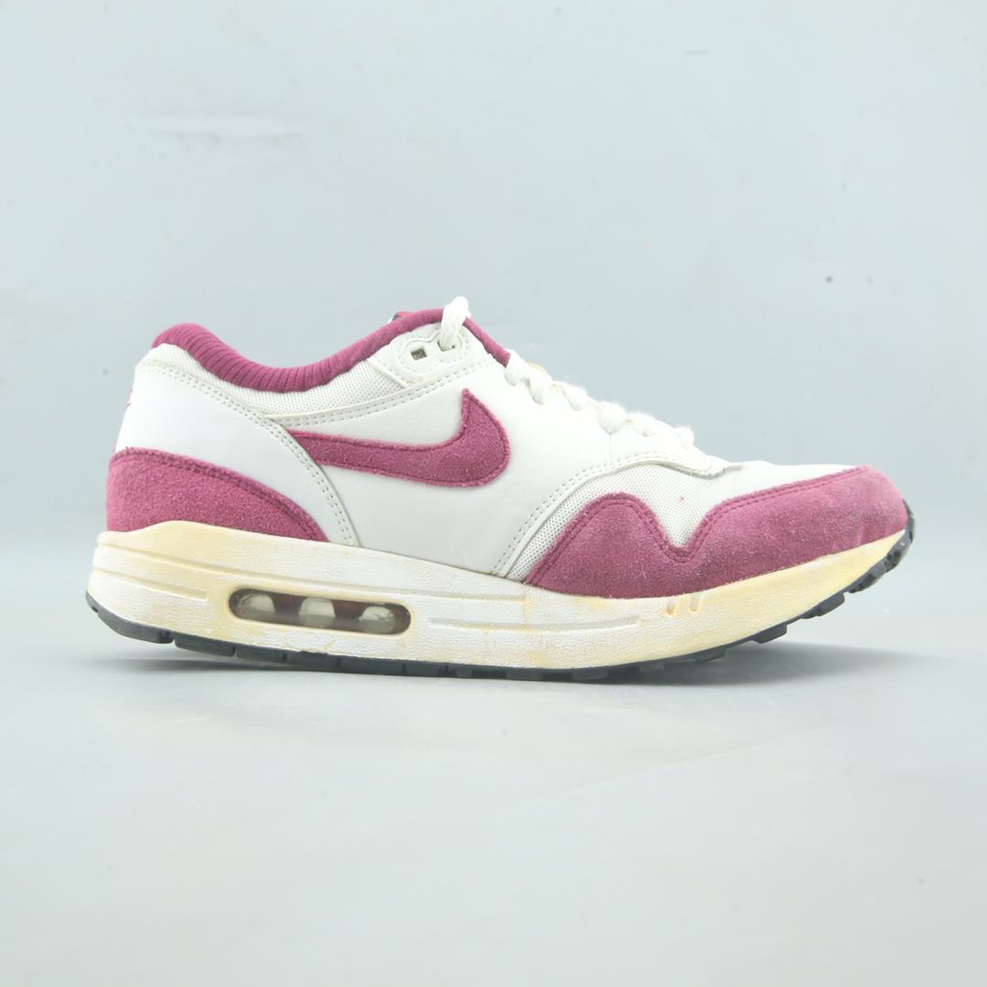 NIKE AIR MAX 1