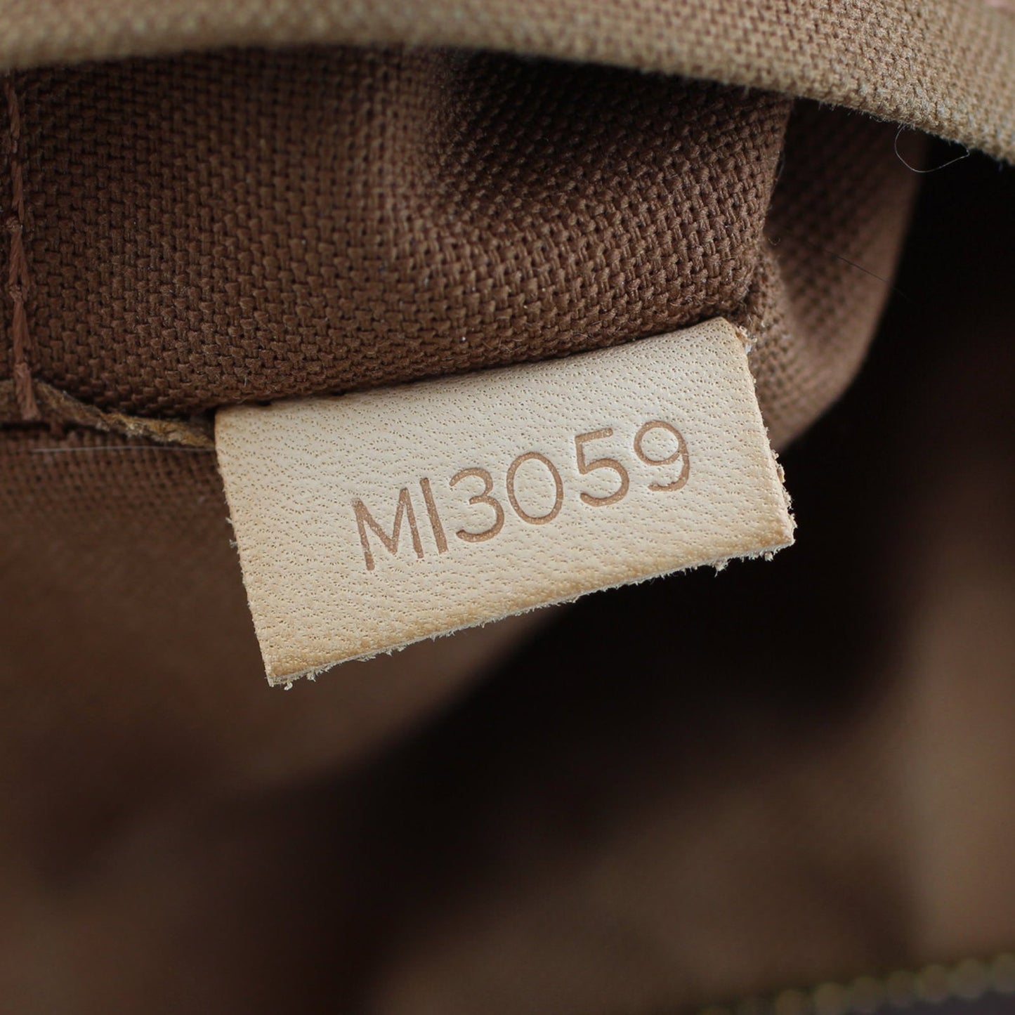 Louis Vuitton Thames PM Monogram