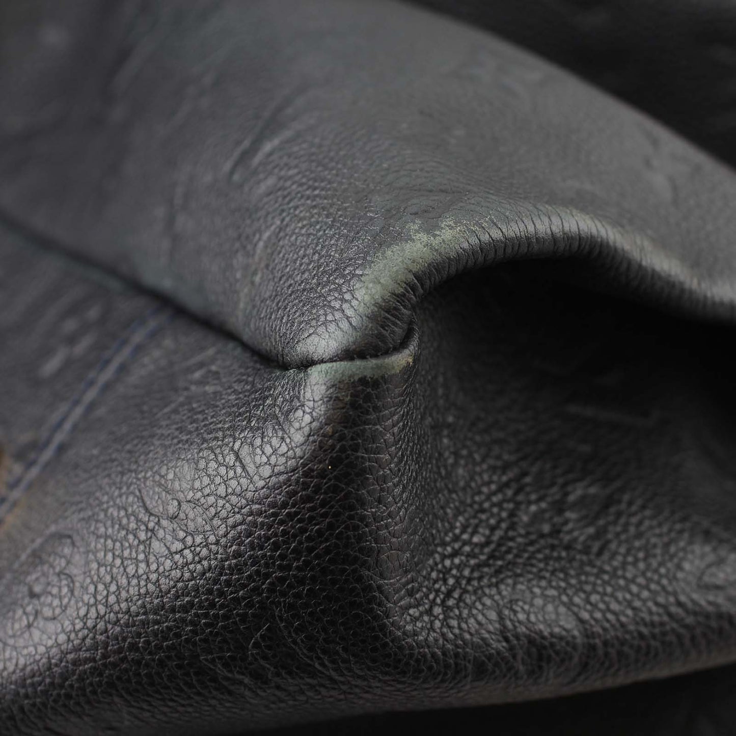 Louis Vuitton Artsy Monogram Blue Infini MM