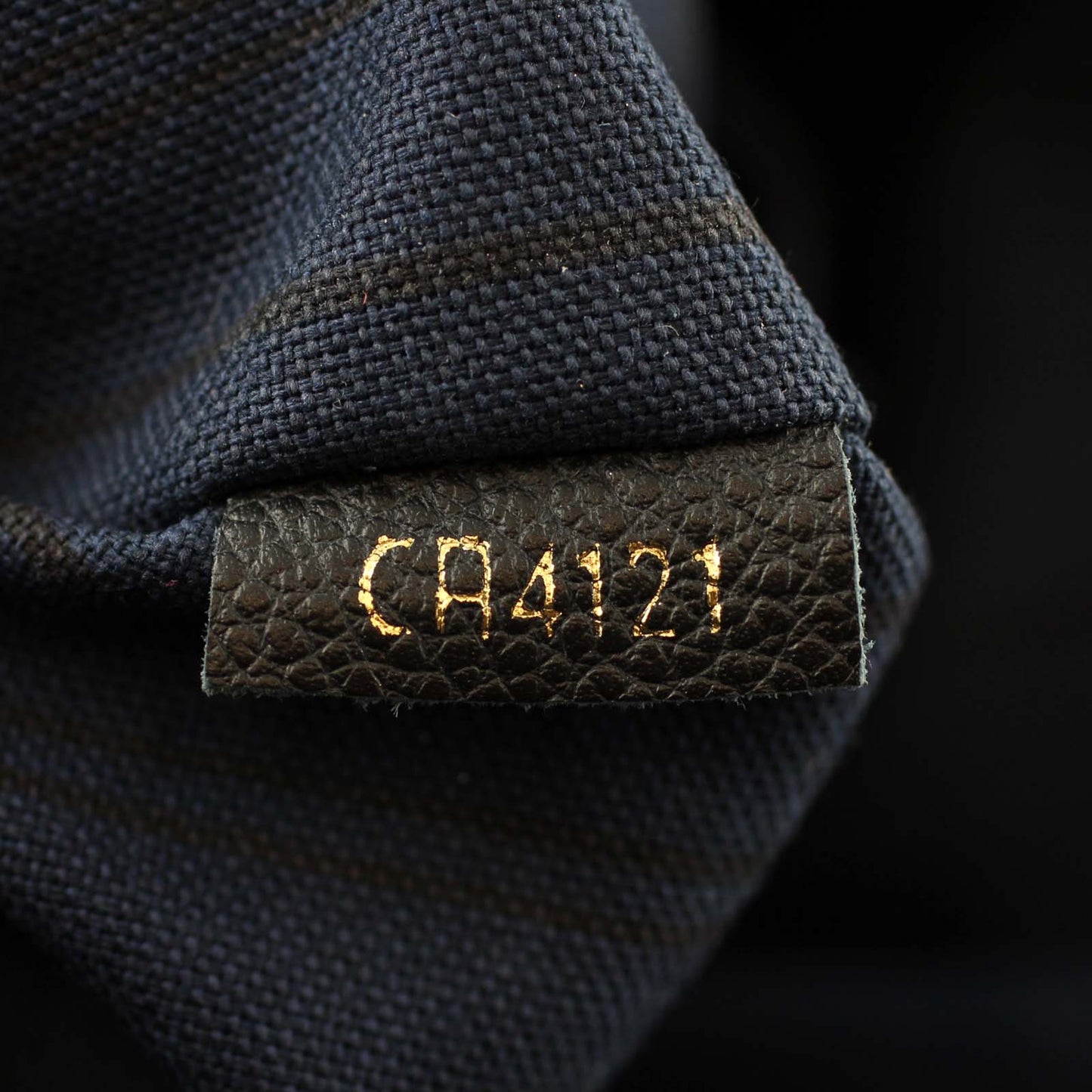 Louis Vuitton Artsy Monogram Blue Infini MM