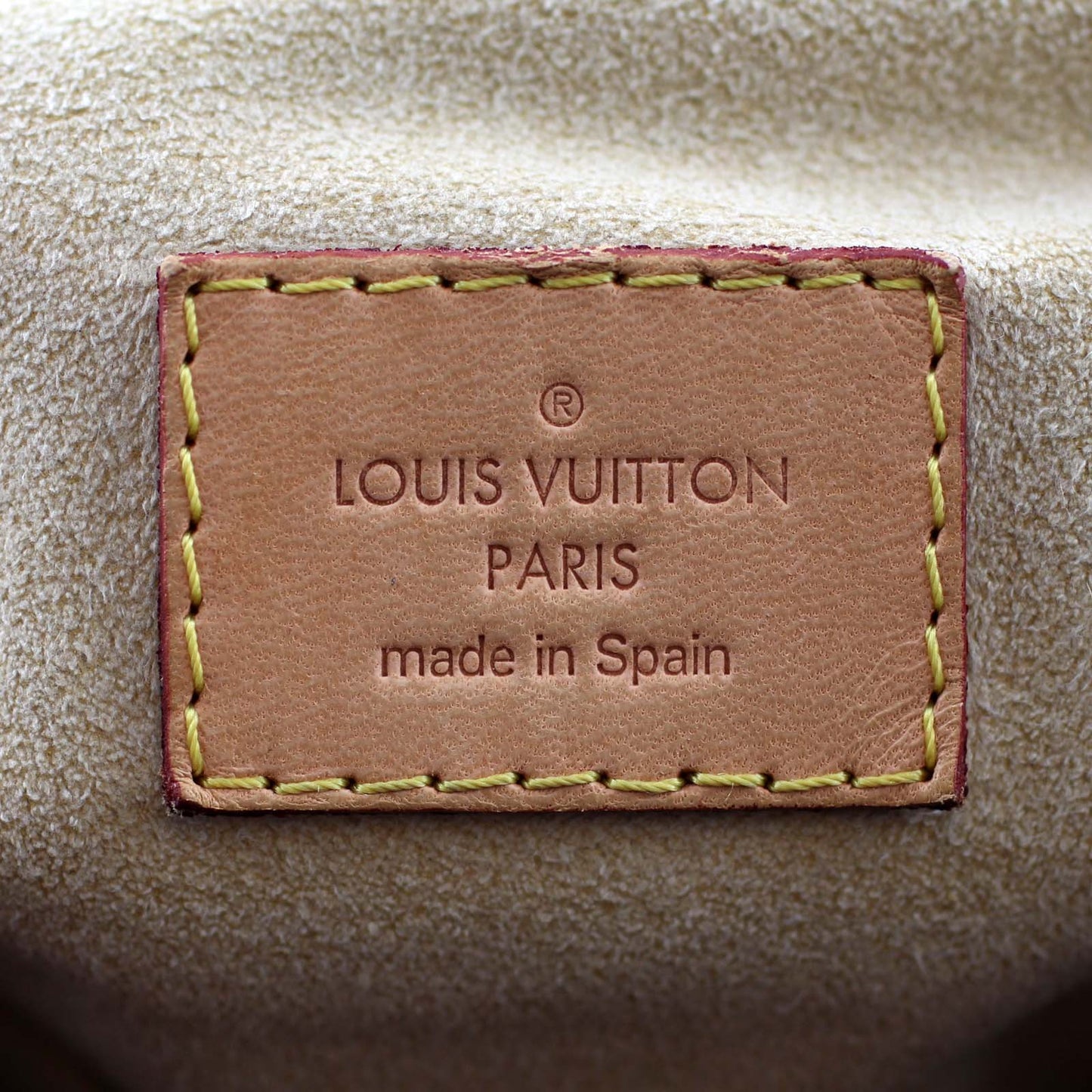 Louis Vuitton Artsy MM Monogram | G Charm