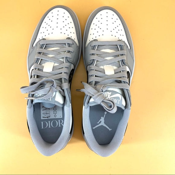 DIOR× Nike Jordan 1 Retro Low Dior sneaker NWT