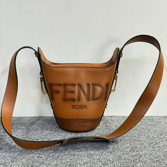 Preloved Fendi Roma Brown Leather Crossbody Bag
